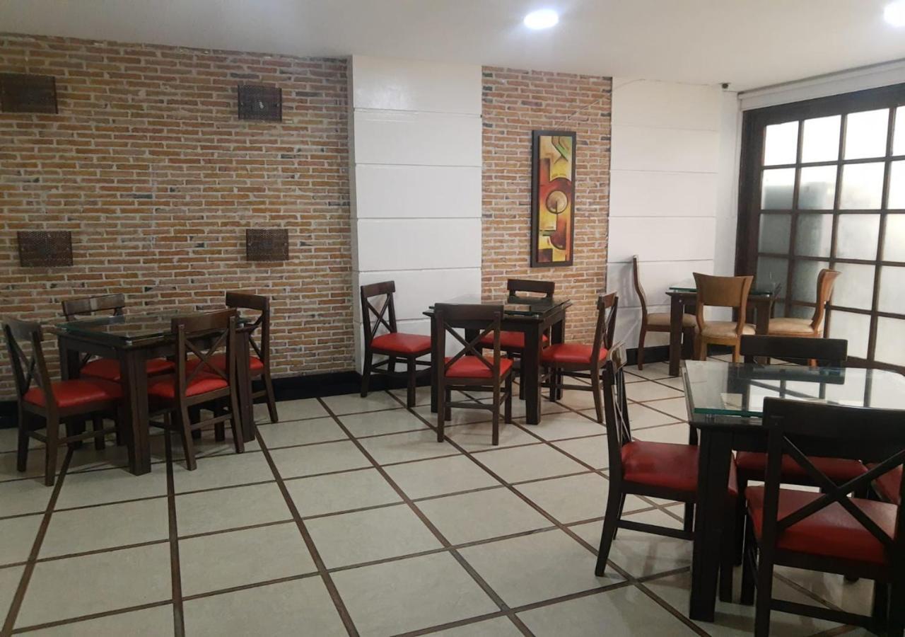 Tower - Embajada Americana Hotel Bogotá Kültér fotó